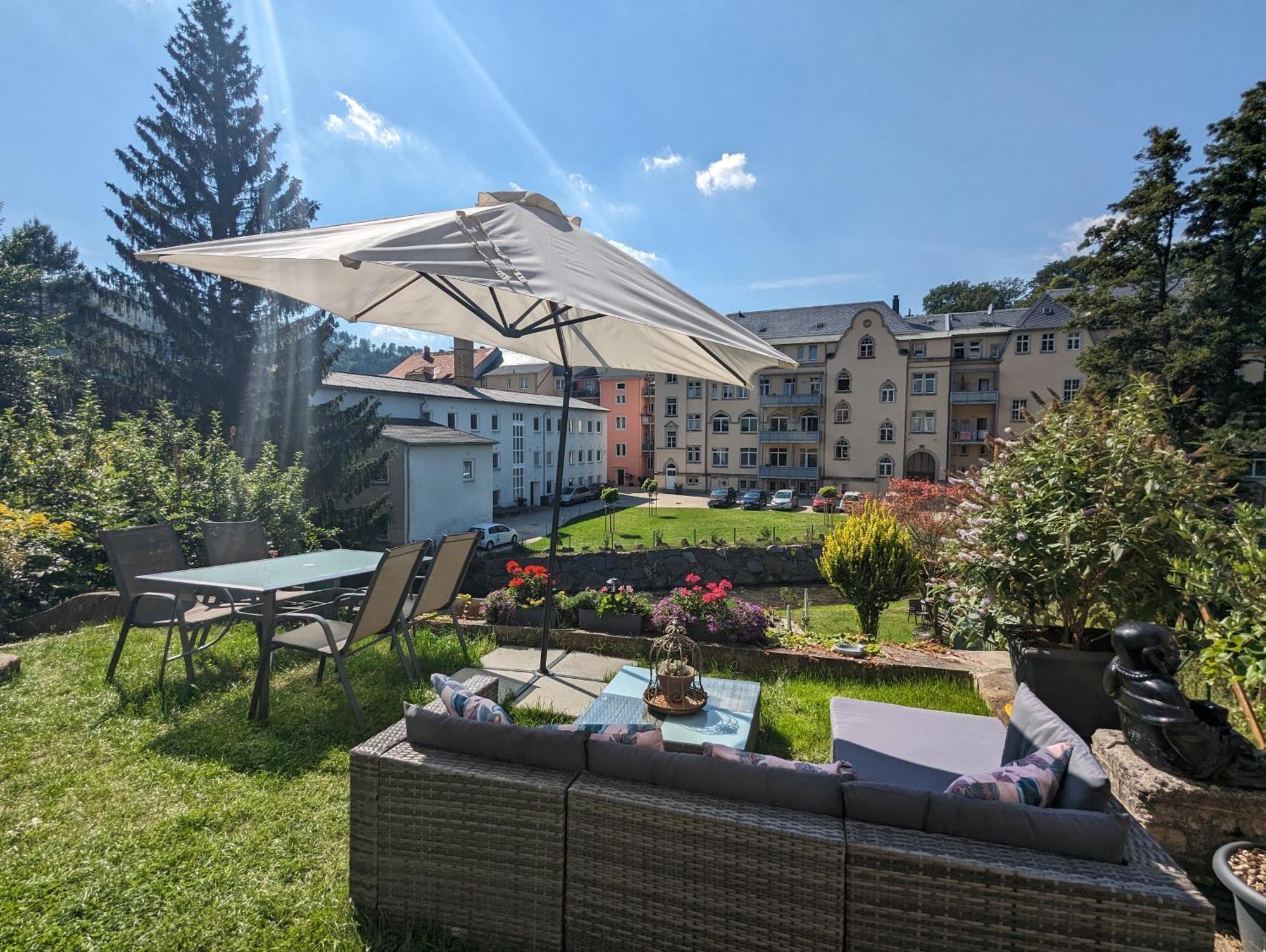 Zi2 - Urlaubsmagie - Whirlpool, Sauna Und Garten Lägenhet Sebnitz Exteriör bild