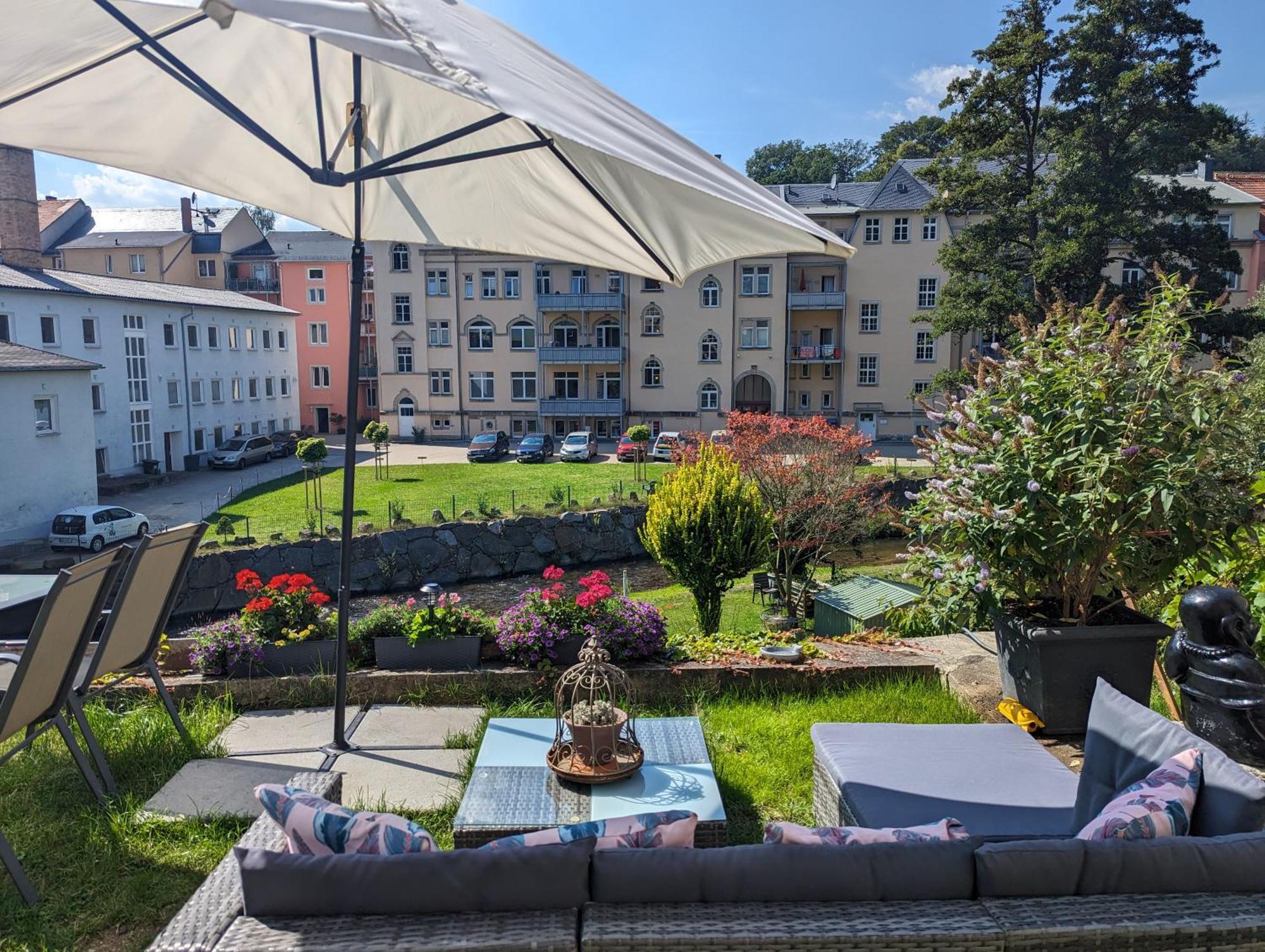 Zi2 - Urlaubsmagie - Whirlpool, Sauna Und Garten Lägenhet Sebnitz Exteriör bild