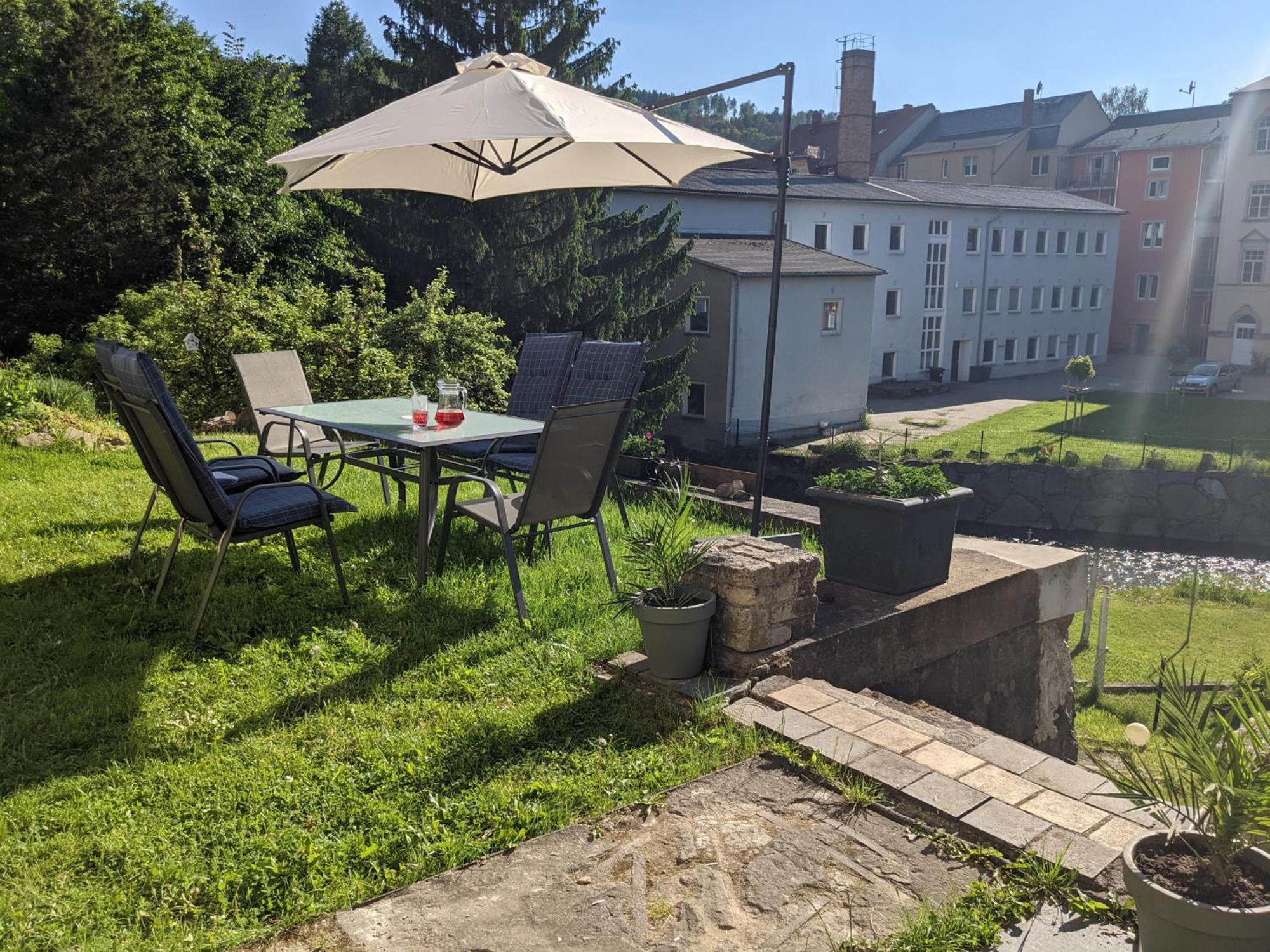Zi2 - Urlaubsmagie - Whirlpool, Sauna Und Garten Lägenhet Sebnitz Exteriör bild