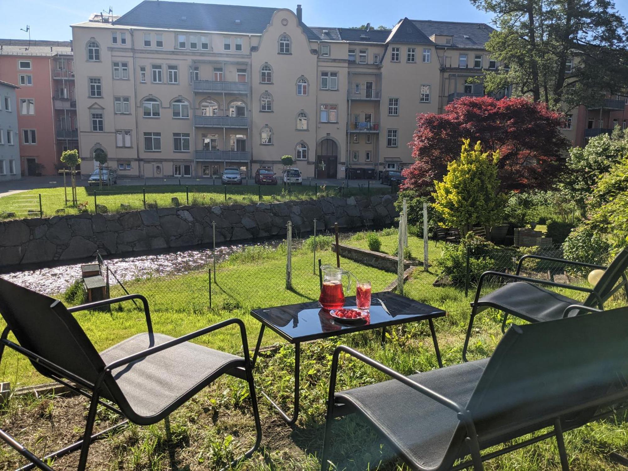 Zi2 - Urlaubsmagie - Whirlpool, Sauna Und Garten Lägenhet Sebnitz Exteriör bild